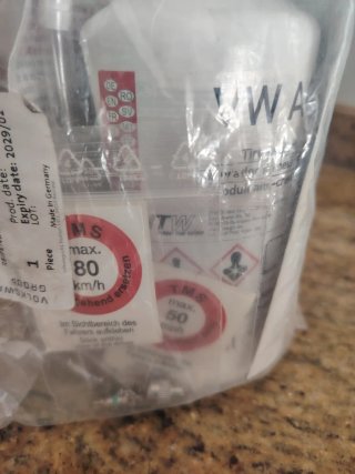 Kit Reparación Pinchazos Volkswagen 5Q0012619B