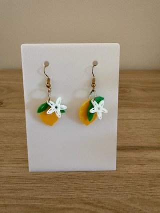 Pendientes limones