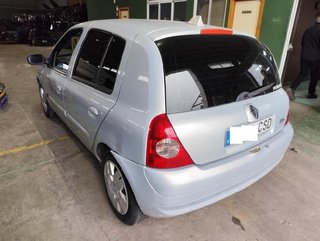 Renault 232255 piloto trasero 89023922 clio 1.2 mt