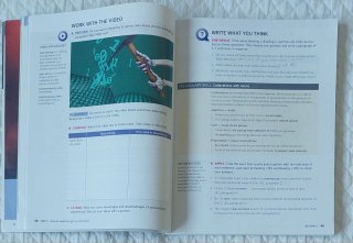 Q Skills for Success Reading and Writing, 4th L...