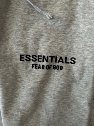 Pantalón Essentials Gris