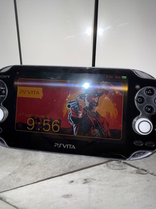 Sony PS Vita 1000 OLED + SD2Vita 128GB