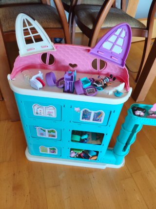 Casa de muñecas de gabby