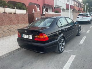 BMW E46 2001