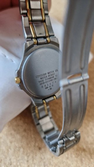 Reloj Citizen Titanium Mujer 1010-H11208CWJ