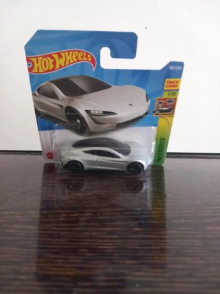 HOTWHEELS