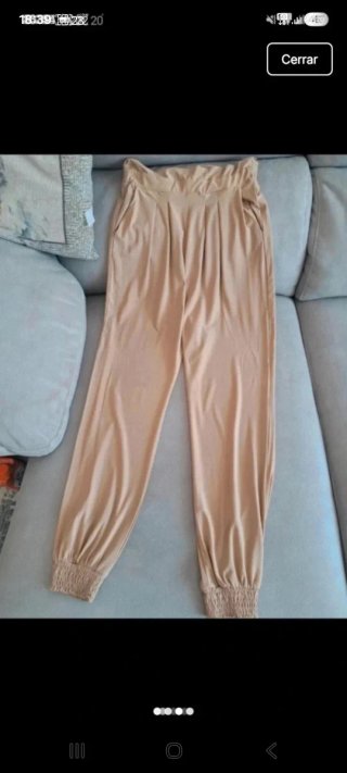 Pantalón culotte beige