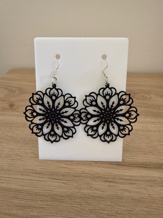 Pendientes flor negros y plateados