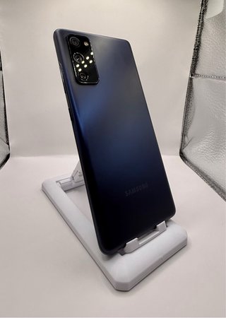 Samsung Galaxy S20 FE 4G + Accesorios