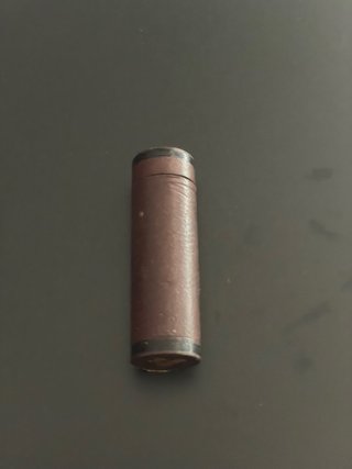 Estuche antiguo portamonedas.