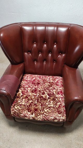 Sillón orejero vintage marrón