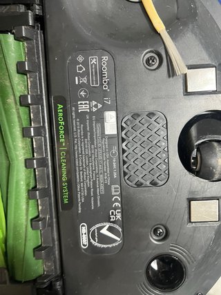 Roomba i7