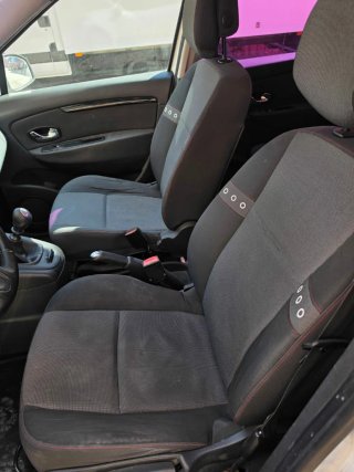 Renault Scenic 2012