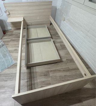 Cuna 140x70 convertible en cama de 90 + escritorio