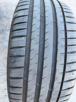 Neumático Michelin Pilot Sport 4 255/45 R20