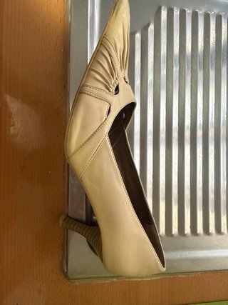 Zapatos de tacón beige love.red