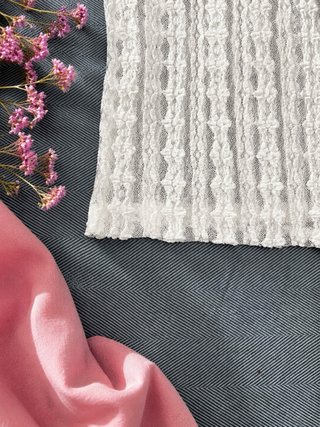 Top encaje Bershka blanco