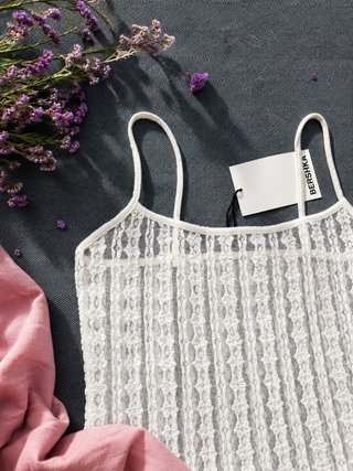 Top encaje Bershka blanco