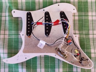 Golpeador pastillas Fender Stratocaster 1997