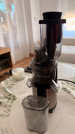 Prensa en Frío y Extractor de Jugos