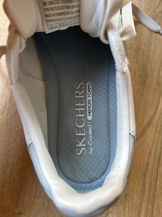 Zapatillas Skechers Blancas y Azules