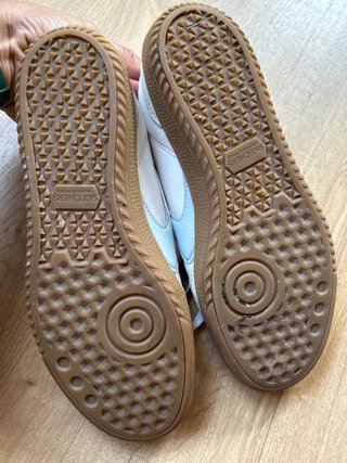 Zapatillas Skechers Blancas y Azules