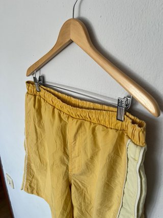 O’Neill Swim Shorts Yellow Boardshort Size M