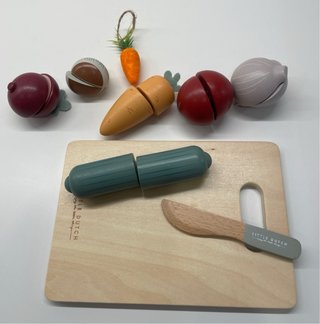 Cocina infantil de madera de ikea con accesorios