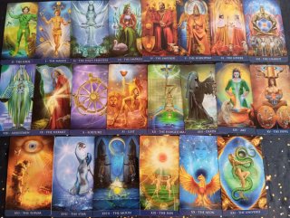 Tarot Millennium Thoth, Lo Scarabeo
