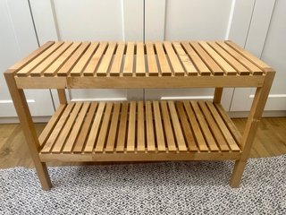 Banco de madera Ikea 2 estantes