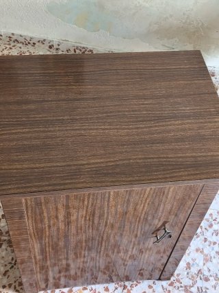 Máquina de coser Sears antigua con mueble