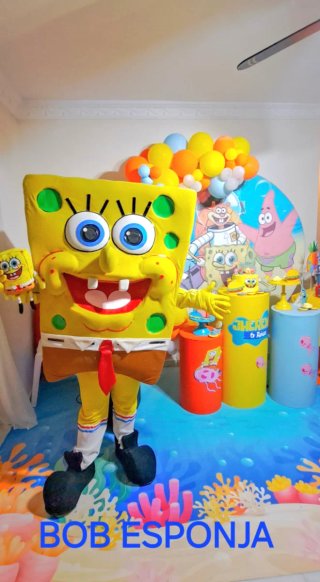 Disfraz de adulto profesional usado de bob esponja