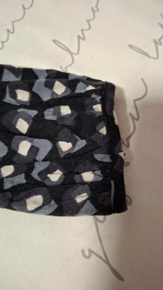 Camiseta cuello alto estampada manga larga