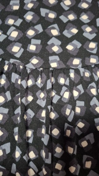 Camiseta cuello alto estampada manga larga