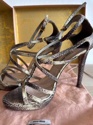Tacchi Miu Miu in pelle di serpente