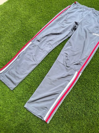 Chándal Adidas Vintage Gris y Blanco