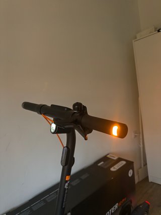 Bicicleta y patinete eléctrico