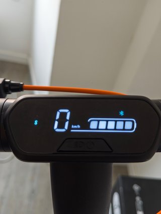 Bicicleta y patinete eléctrico