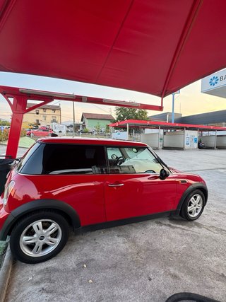 MINI ONE 2005