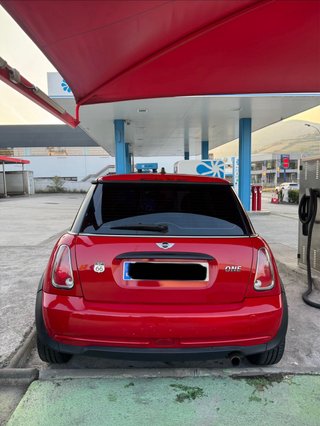 MINI ONE 2005