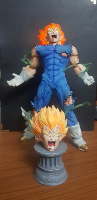 Dragon Ball Majin Vegeta 28cm cabeza intercambiabl