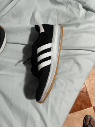 Zapatillas Adidas nuevas solo un uso