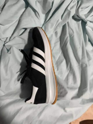 Zapatillas Adidas nuevas solo un uso