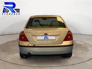 Ford Mondeo 2.0 Ghia 96 kW (130 CV)
