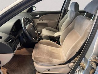 Ford Mondeo 2.0 Ghia 96 kW (130 CV)