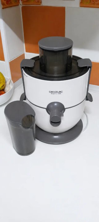 Extractor de jugos Cecotec