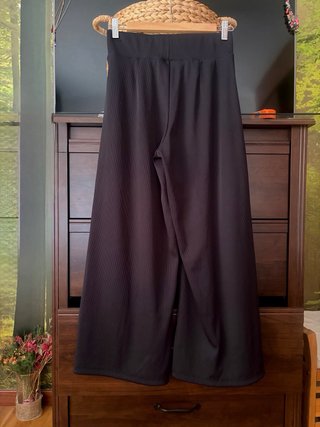 Pantalón ancho Nike negro