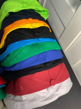 23 Gorras Variadas