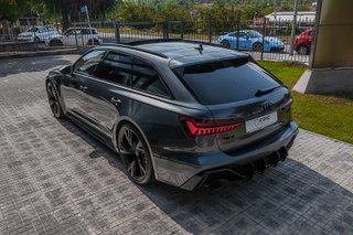 Audi RS6 Avant Maxton