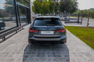 Audi RS6 Avant Maxton
